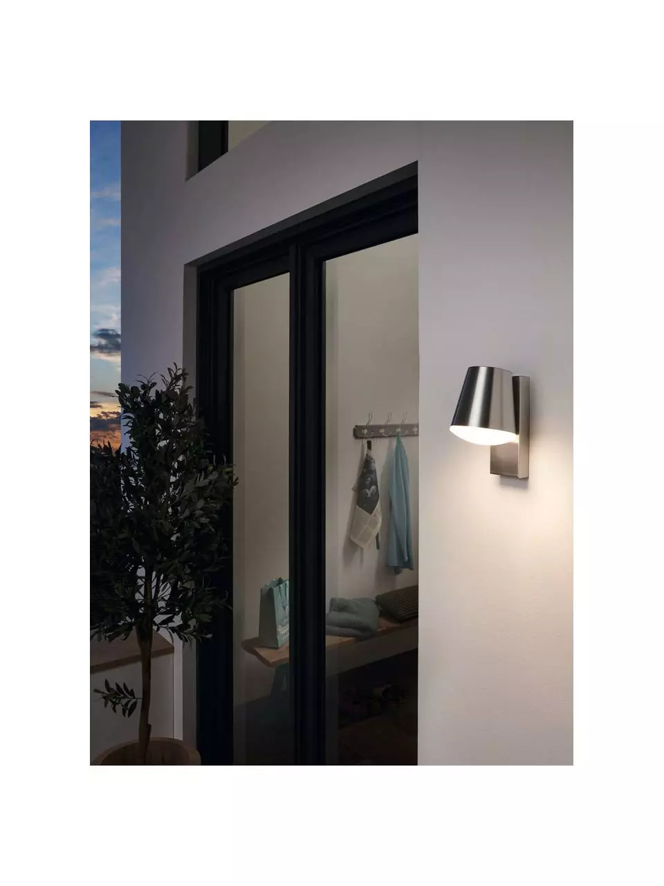 Außenwandleuchte Caldiero mit Bewegungsmelder, B 14 x H 24 cm 4 Außenwandleuchte Caldiero mit Bewegungsmelder, B 14 x H 24 cm – Bild 2