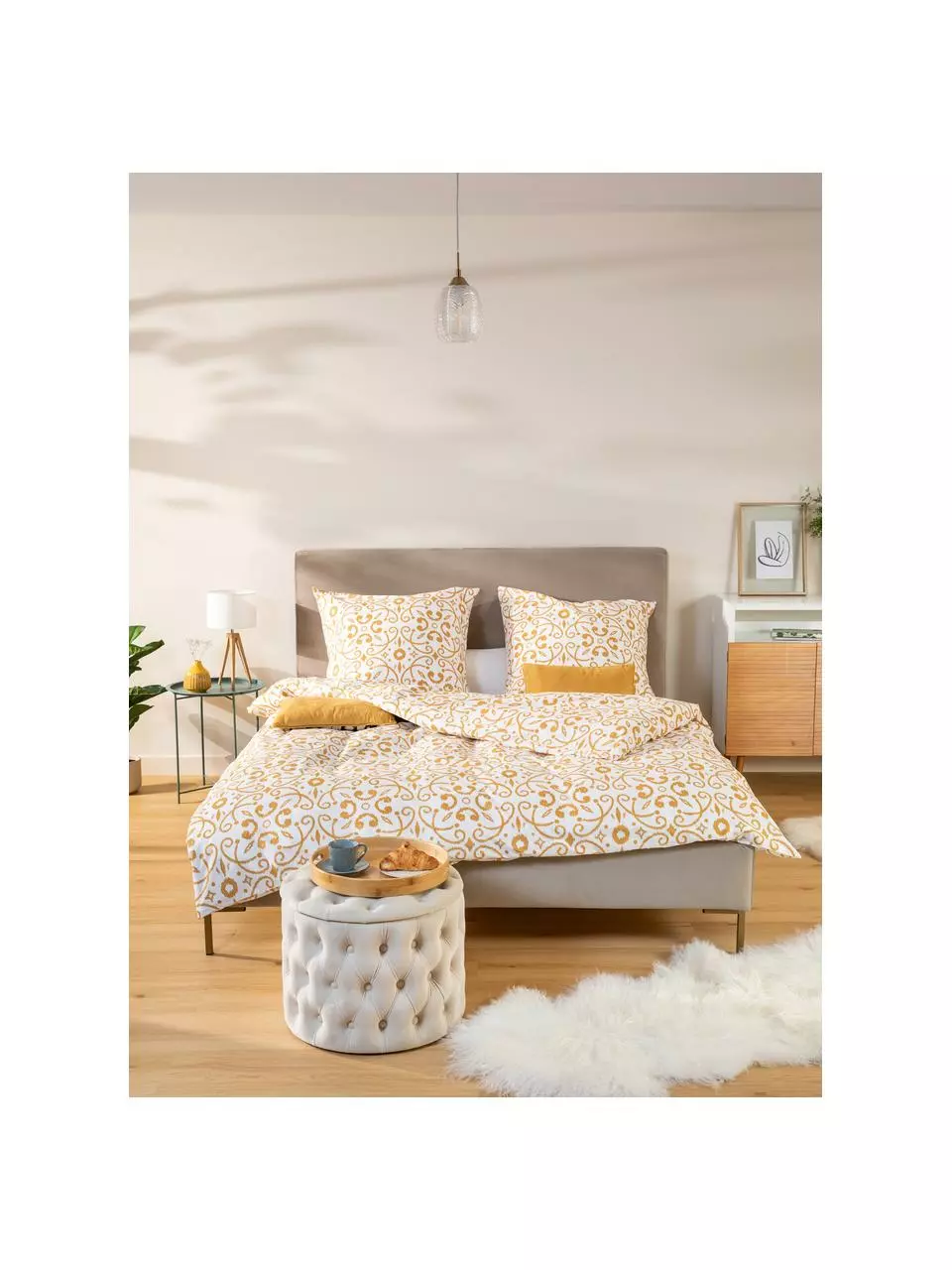 Kleine Pendelleuchte Vario aus satiniertem Glas, Ø 14 x 24 cm 4 Kleine Pendelleuchte Vario aus satiniertem Glas, Ø 14 x 24 cm – Bild 2