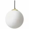 Westwing Collection Kugel-Pendelleuchte Beth aus Opalglas, Ø 20 cm -Leuchten Verkaufsladen Kugel Pendelleuchte Beth aus Opalglas