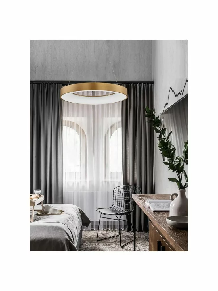 Leuchten Verkaufsladen 6 Leuchten Verkaufsladen -Leuchten Verkaufsladen Dimmbare LED Pendelleuchte Rando in Gold 1 768x1024 1